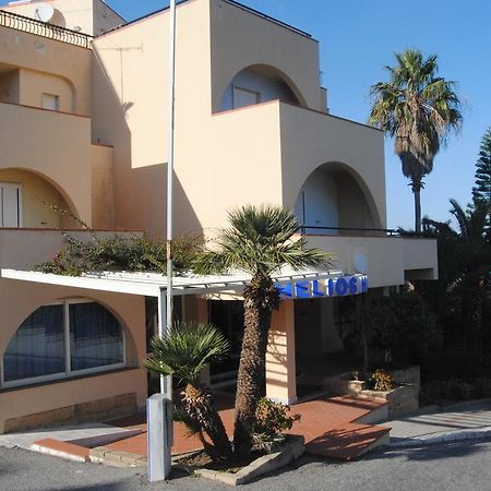 Helios Hotel Crotone Exterior foto