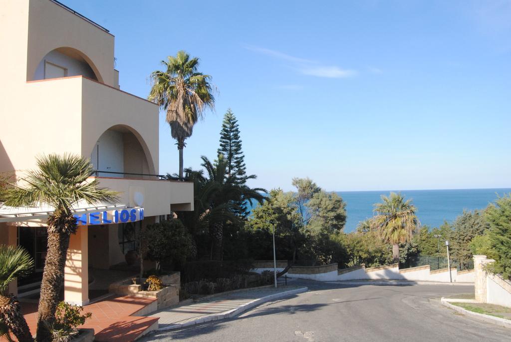 Helios Hotel Crotone Exterior foto