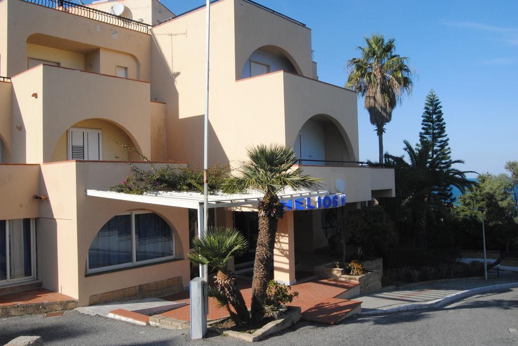 Helios Hotel Crotone Exterior foto